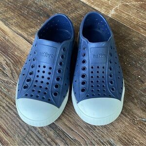 Native Kids Water Shoes Slip-On in Navy Blue, gently used